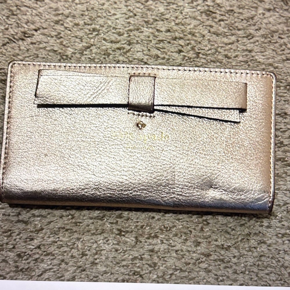 Kate Spade Rose Gold Bow Wallet